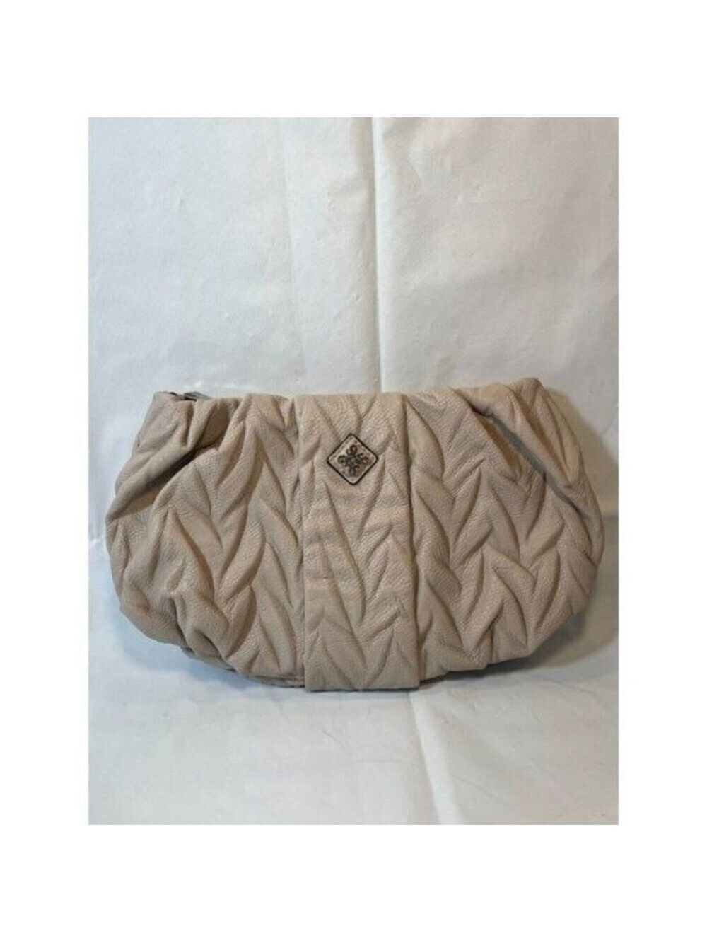 SIMPLY Vera Vera Wang taupe Pleated Clutch Faux Leather Organizer